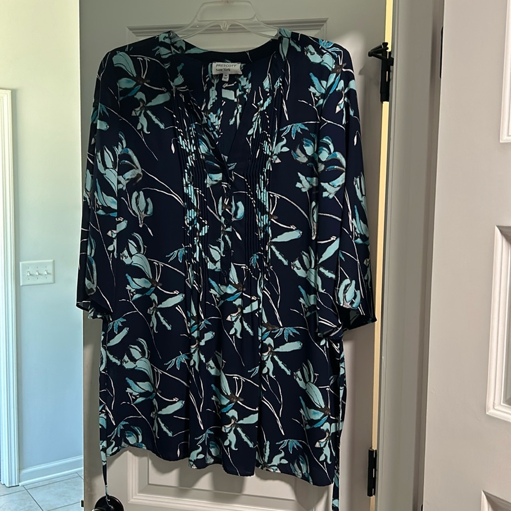 Prescott New York blue floral blouse